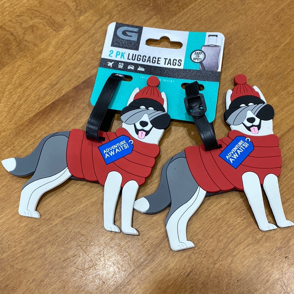NWT.  Set of 2 luggage tags.